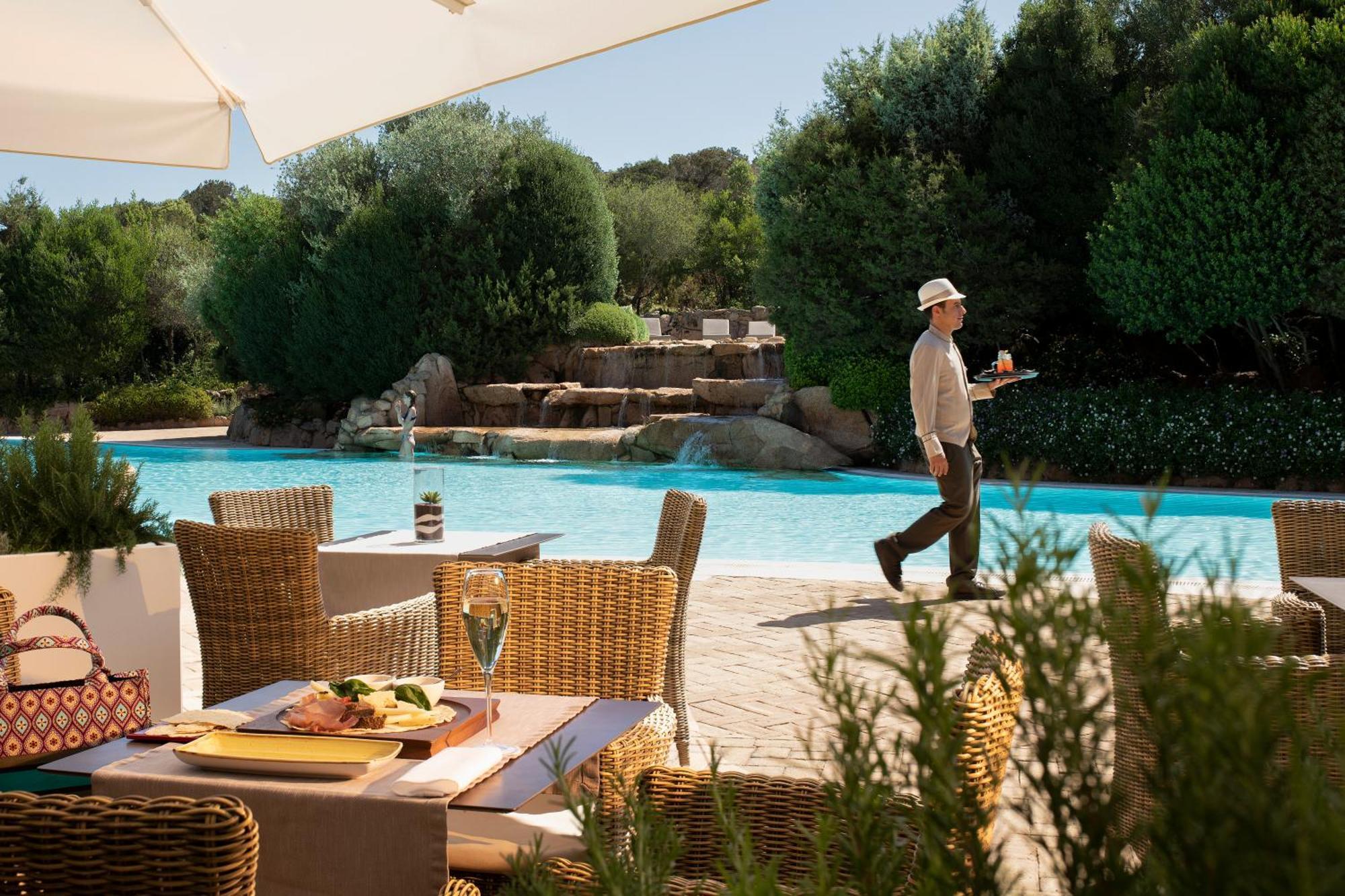 Cph | Pevero Hotel Porto Cervo Exterior photo